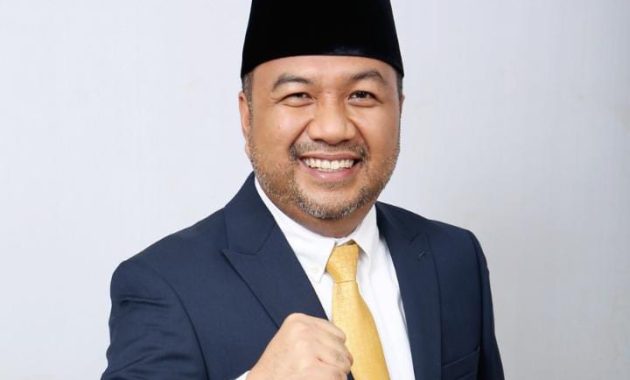 Ketua Fraksi Golkar DPRD Sultra, Aksan Jaya Putra