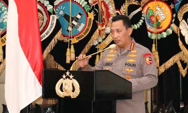 Kapolri Jenderal Listyo Sigit Prabowo membuka rapat kerja teknis (Rakernis) Divisi Humas Polri dan tiga satuan kerja (satker) lainnya yang diselenggarakan di Bali, Kamis (2/3/2023). Foto/ist