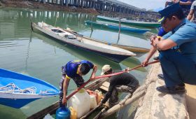 Kemarau Panjang, TNI AL Kendari Bantu Air Bersih 4 Warga Desa di Konawe