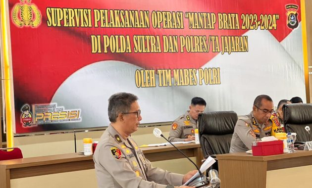 Tim Supervisi Operasi Mantap Brata Mabes Polri melakukan kunjungan ke Polda Sulawesi Tenggara (Sultra) dalam rangka supervisi Operasi Mantap Brata, Senin (11/12/2023). Foto/Bidhumas Polda Sultra