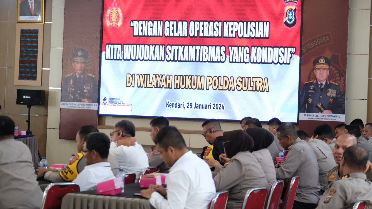 Polda Sultra melaksanakan gelar operasional untuk persiapan pengamanan jelang pemilu 2024, di Aula Dachara, Senin (29/1/2024). Foto/dokumen Bidhumas Polda Sultra