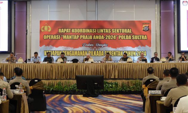 Kepolisian Daerah (Polda) Sulawesi Tenggara (Sultra) melakukan rapat koordinasi (Rakor) lintas sektoral Operasi Mantap Praja Anoa 2024 untuk persiapan pengamanan pemilihan kepala daerah (pilkada) serentak di salah satu hotel di Kota Kendari, Selasa (6/8/2024). Foto/ist