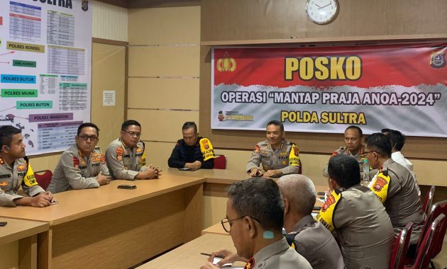 Biro Operasional (Biro Ops) Polda Sulawesi Tenggara (Sultra) mengadakan rapat koordinasi untuk mempersiapkan pengamanan menjelang tahap pengumuman, pendaftaran, penelitian, dan penetapan pasangan calon gubernur dan calon wakil gubernur pada pemilihan gubernur (Pilgub) 2024, Selasa (26/8/2024). Foto/Bidhumas Polda Sultra