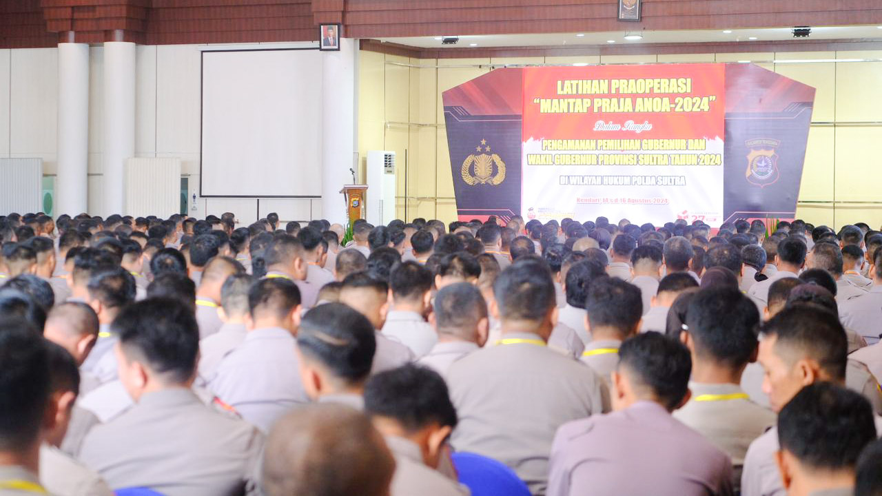 Polda Sulawesi Tenggara (Sultra) menggelar Latihan Pra Operasi (Latpraops) Mantap Praja Anoa 2024 dalam rangka memantapkan pengamanan pemilihan kepala daerah (pilkada) serentak, di salah satu hotel di Kota Kendari, Rabu (14/8/2024). Foto/Bidhumas Polda Sultra