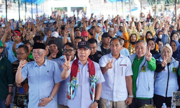 Pasangan calon (paslon) gubernur dan Wakil Gubernur Sulawesi Tenggara (Sultra), Andi Sumangerukka (ASR)-Hugua menggelar kampanye terbatas di Kabupaten Bombana, Kamis (10/10/2024). Foto/tim media ASR-Hugua