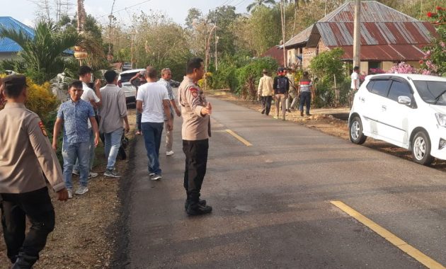 Personel Polsek Bungi saat mengamankan kampanye salah satu calon Wakil Wali Kota Baubau di wilayah hukum mereka, Kamis (24/10/2024). Foto/ist