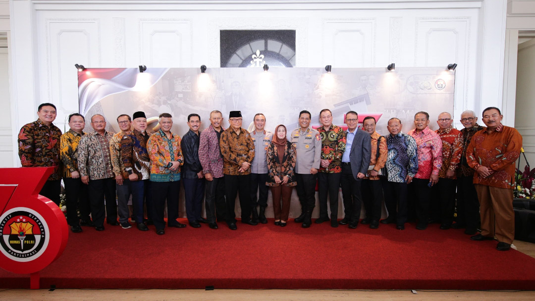 Sarasehan bersama para Kepala Divisi (Kadiv) Humas terdahulu, sejumlah pimpinan media, dan para wartawan. Sarasehan itu dalam rangka syukuran Hari Jadi ke-73 Humas Polri di The Tribrata, Jakarta Selatan, Rabu (30/10/2024). Foto/Humas Polri