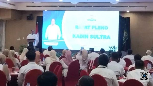 Kamar Dagang dan Industri (Kadin) Sulawesi Tenggara (Sultra) menggelar rapat pleno di salah satu hotel di Kota Kendari, Selasa (5/11/2024).