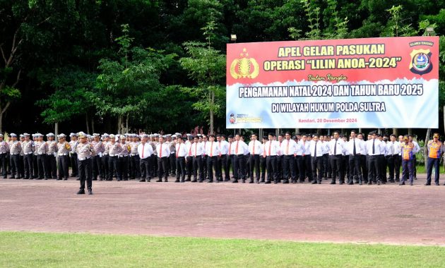 Polda Sulawesi Tenggara (Sultra) melaksanakan apel gelar pasukan Operasi Lilin Anoa 2024 dalam rangka pengamanan Natal 2024 dan Tahun Baru 2025, di Kendari, Jumat (20/12/2024). Foto/Humas Polda Sultra